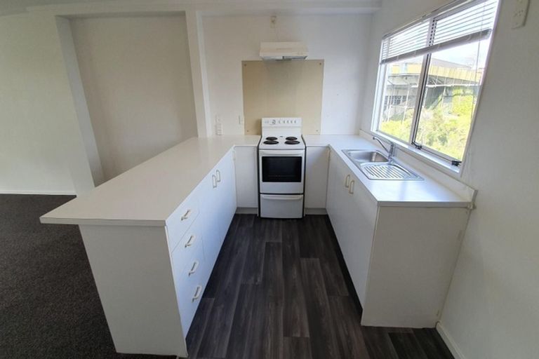 Photo of property in 2/268a Onewa Road, Birkenhead, Auckland, 0626