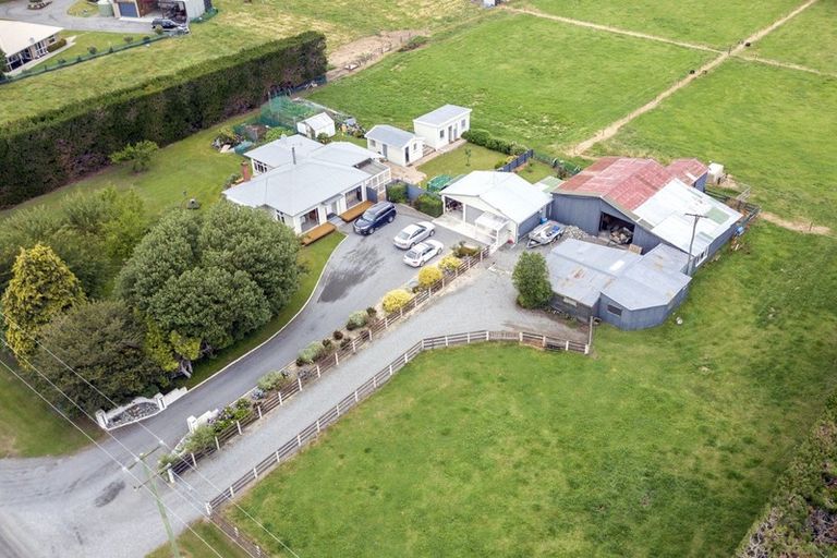 Photo of property in 157 Rakaia Barrhill Methven Road, Rakaia, 7784