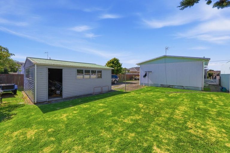Photo of property in 278 Mangorei Road, Merrilands, New Plymouth, 4312