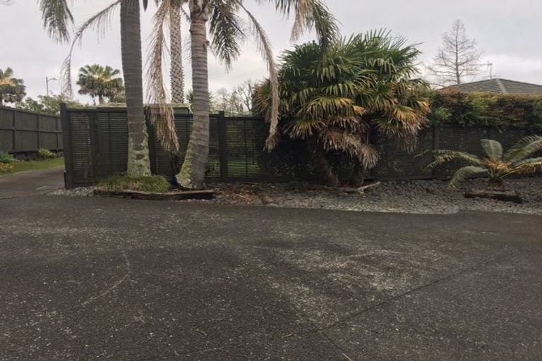 Photo of property in 43 Te Wharau Drive, Greenhithe, Auckland, 0632