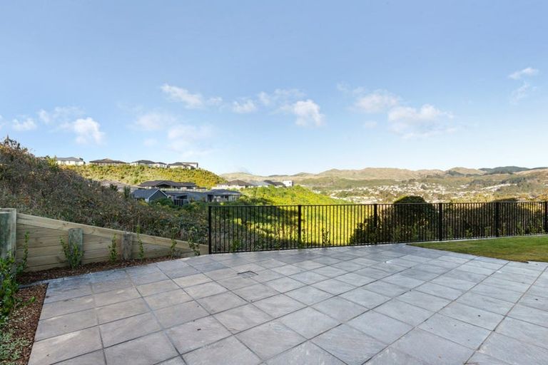 Photo of property in 11 Paul Adams Way, Aotea, Porirua, 5024