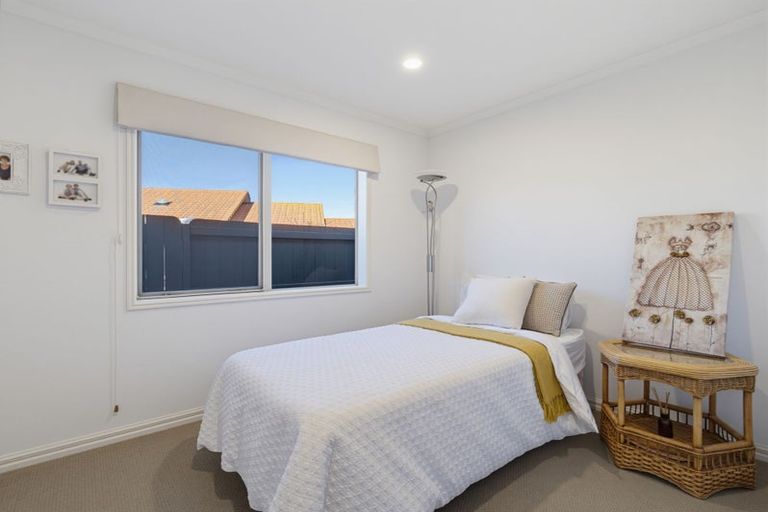 Photo of property in 24 Bucklands Crescent, Papamoa Beach, Papamoa, 3118