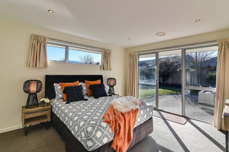 Photo of property in 42 Erskine Street, Lake Hayes, Queenstown, 9304