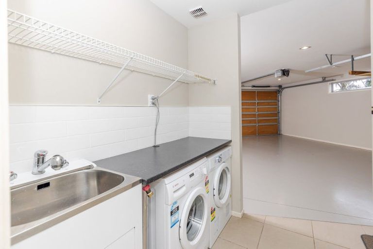 Photo of property in 19 Shalimar Place, Huntington, Hamilton, 3210