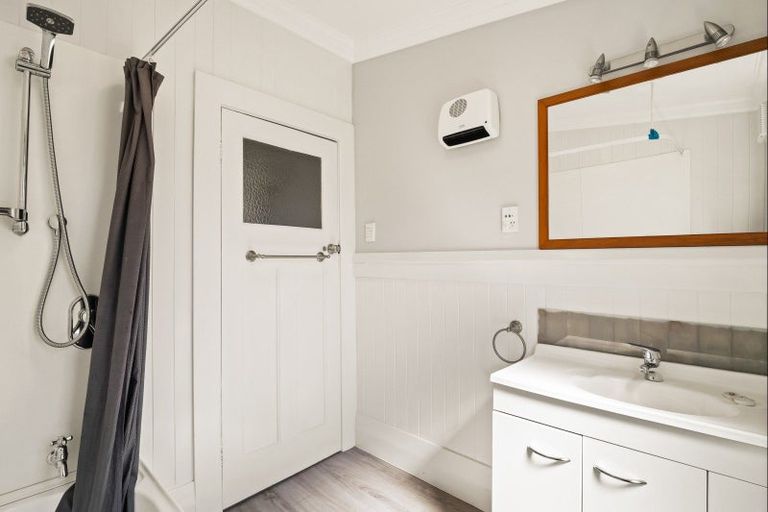 Photo of property in 4 Short Street, Burnside, Dunedin, 9011