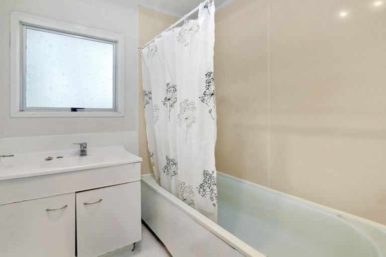 Photo of property in 15b Kaka Street, Western Heights, Rotorua, 3015