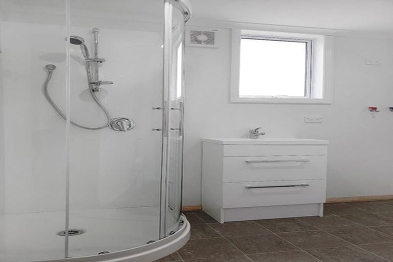 Photo of property in 2 Richmond Street, Cambridge, 3434