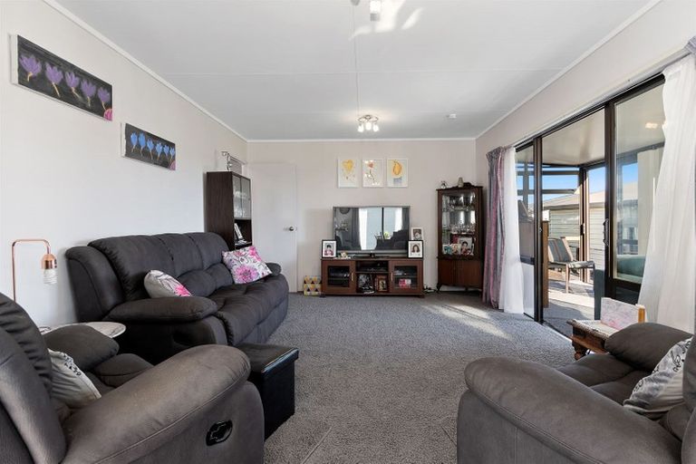 Photo of property in 15 Westwood Street, Bellevue, Tauranga, 3110
