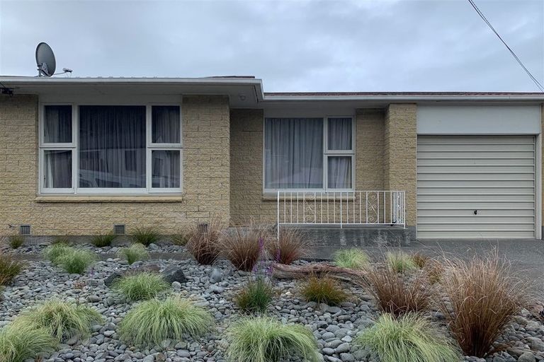 Photo of property in 2/6 Clark Street, Sumner, Christchurch, 8081