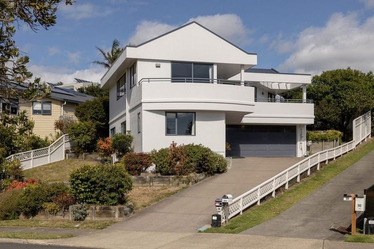 Photo of property in 18 Claydon Place, Ohope, 3121