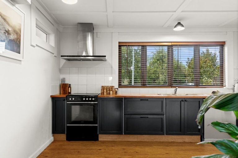 Photo of property in 2 Mcdonald Street, Napier South, Napier, 4110