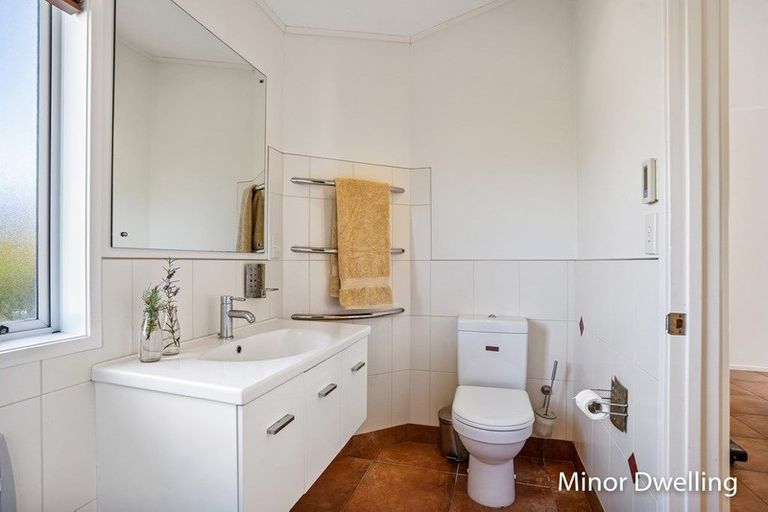 Photo of property in 42 Glenfern Road, Mellons Bay, Auckland, 2014