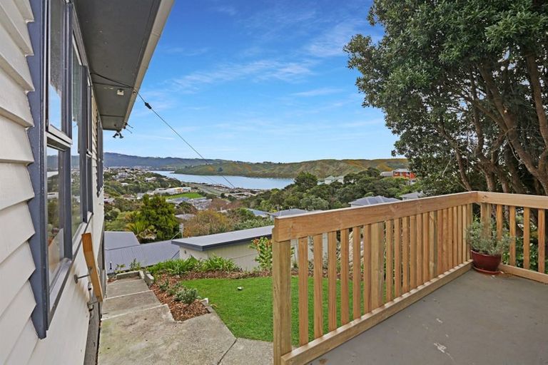 Photo of property in 36 Kiriwai Road, Paremata, Porirua, 5024