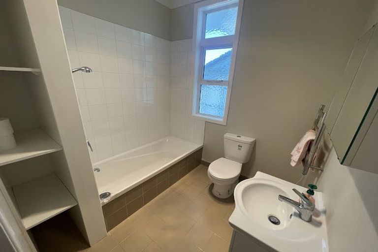 Photo of property in 3 Torridon Road, Miramar, Wellington, 6022