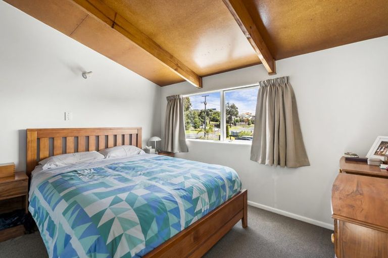 Photo of property in 49a Bay Street, Red Beach, 0932