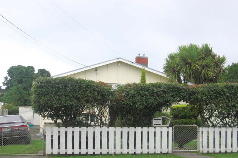 Photo of property in 39 Randwick Crescent, Moera, Lower Hutt, 5010