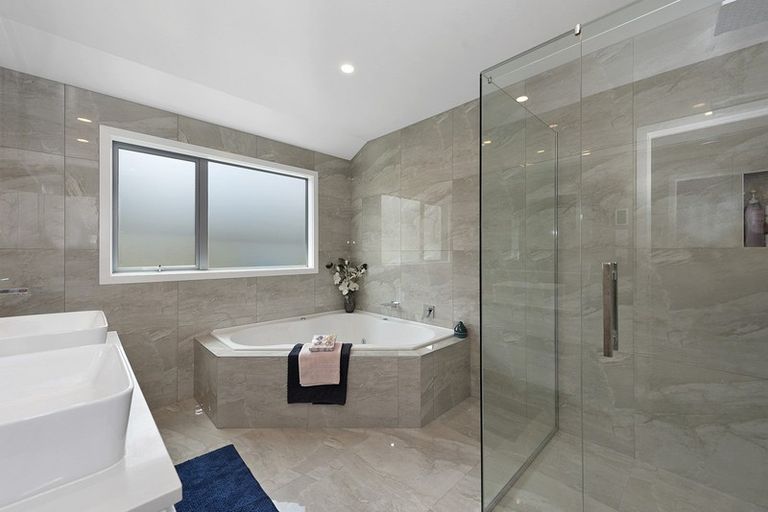 Photo of property in 9 Santiago Place, Flagstaff, Hamilton, 3210