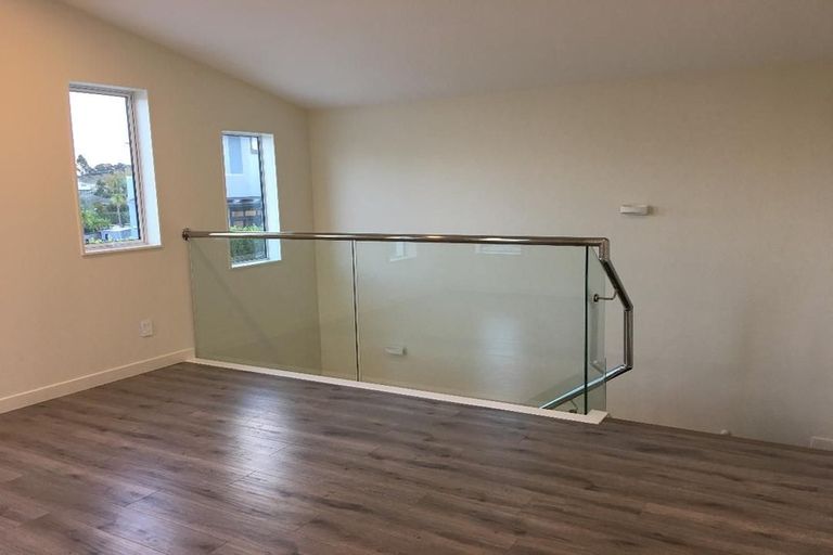 Photo of property in 36a Onepoto Road, Hauraki, Auckland, 0622