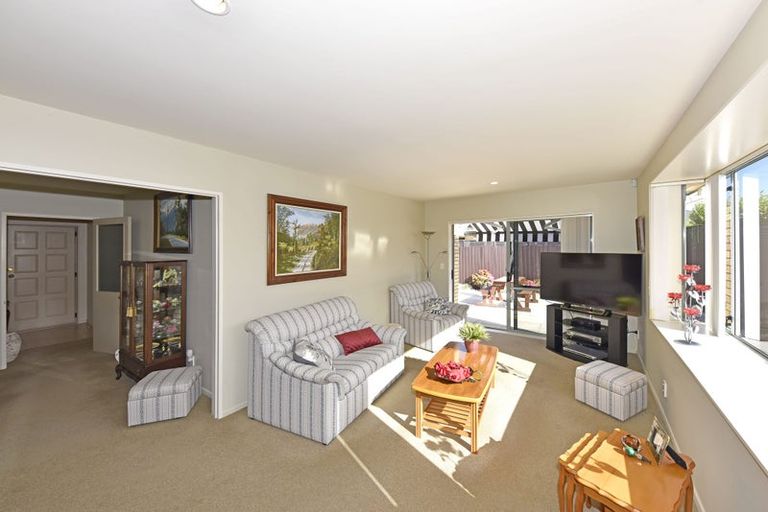 Photo of property in 1 Stable Way, Belfast, Christchurch, 8051