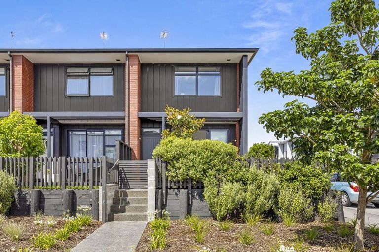 Photo of property in 44 Walter Merton Road, Hobsonville, Auckland, 0616