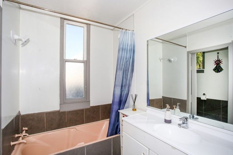 Photo of property in 106 Dominion Road, Papakura, 2110