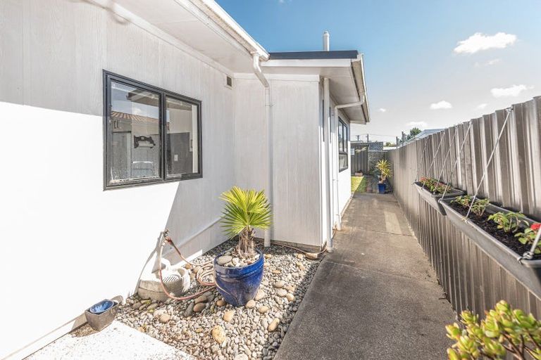 Photo of property in 105 Harrison Street, Whanganui, 4500