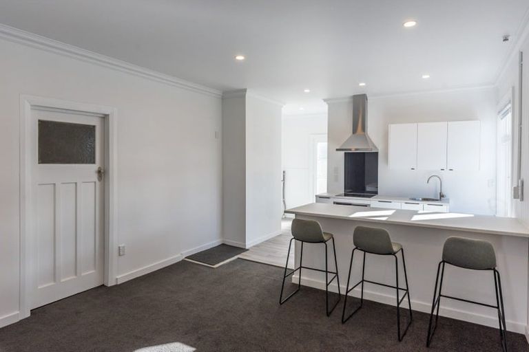 Photo of property in 10-10a Waimea Road, Waikanae Beach, Waikanae, 5036