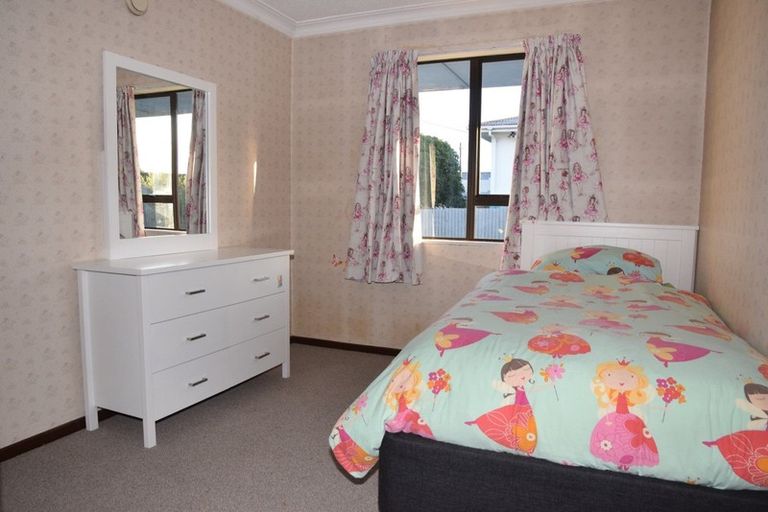 Photo of property in 28 Wicklow Street, Clifton, Invercargill, 9812