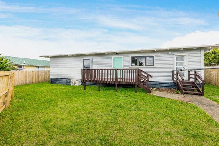Photo of property in 24 Oratu Place, Manurewa, Auckland, 2102