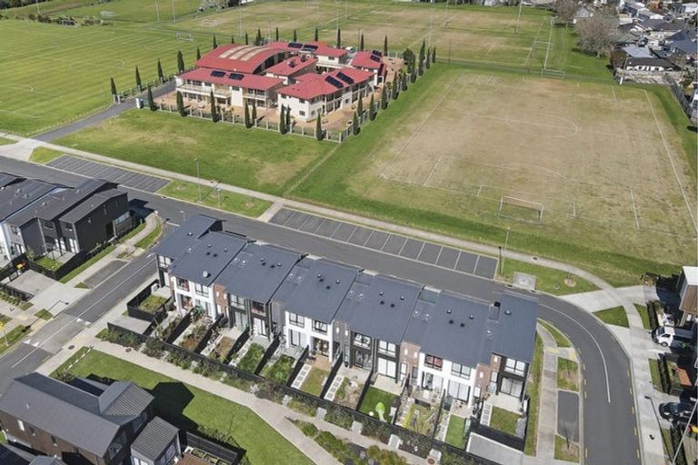 Photo of property in 53 Te Aparangi Road, Papakura, 2110