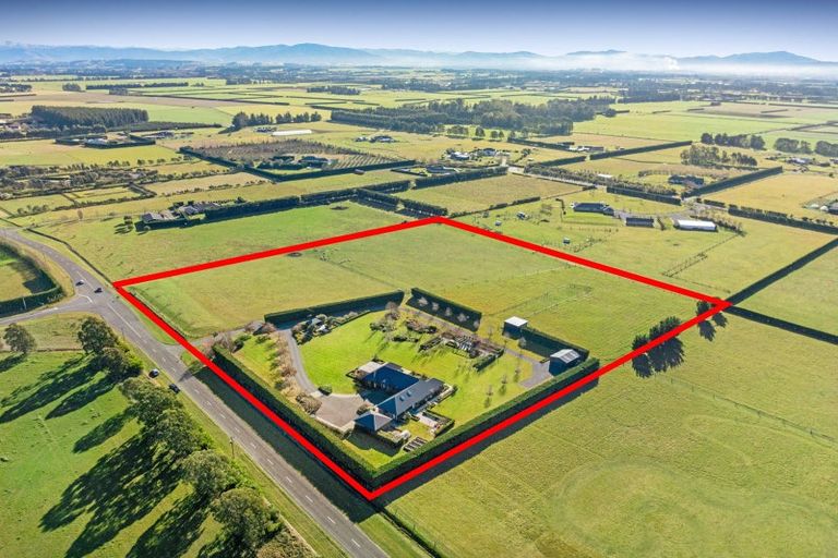 Photo of property in 118 Pattersons Road, Swannanoa, Rangiora, 7475