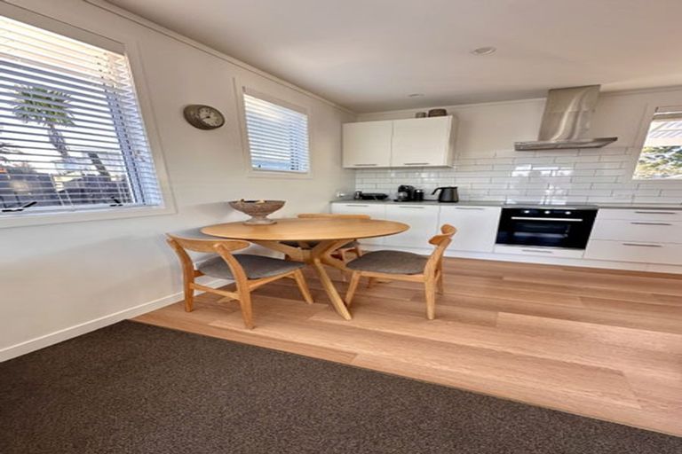 Photo of property in 207 Tamaki Road, Whangamata, 3620
