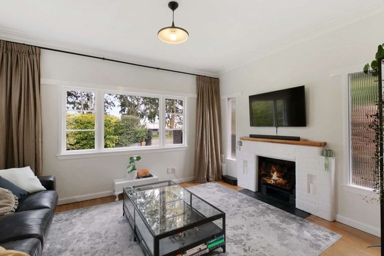 Photo of property in 18 Tui Avenue, Forest Lake, Hamilton, 3200