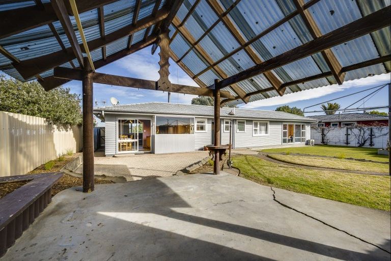 Photo of property in 21 Waterworth Avenue, Onekawa, Napier, 4110