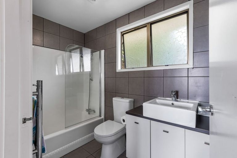 Photo of property in 32a Gilshennan Valley, Red Beach, 0932