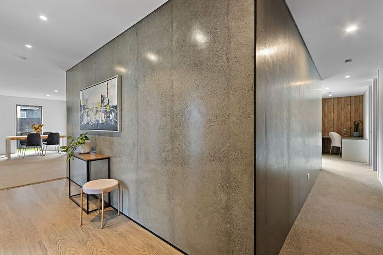 Photo of property in 33 Prestons Park Drive, Marshland, Christchurch, 8083