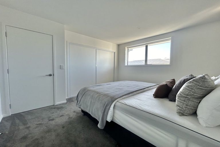 Photo of property in 27 Tensing Place, Sockburn, Christchurch, 8042