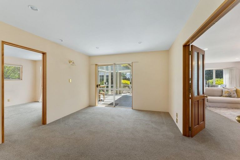 Photo of property in 166 Queenspark Drive, Parklands, Christchurch, 8083