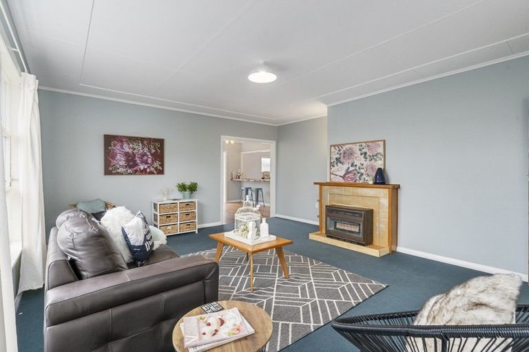 Photo of property in 7 Richmond Avenue, Takaro, Palmerston North, 4410