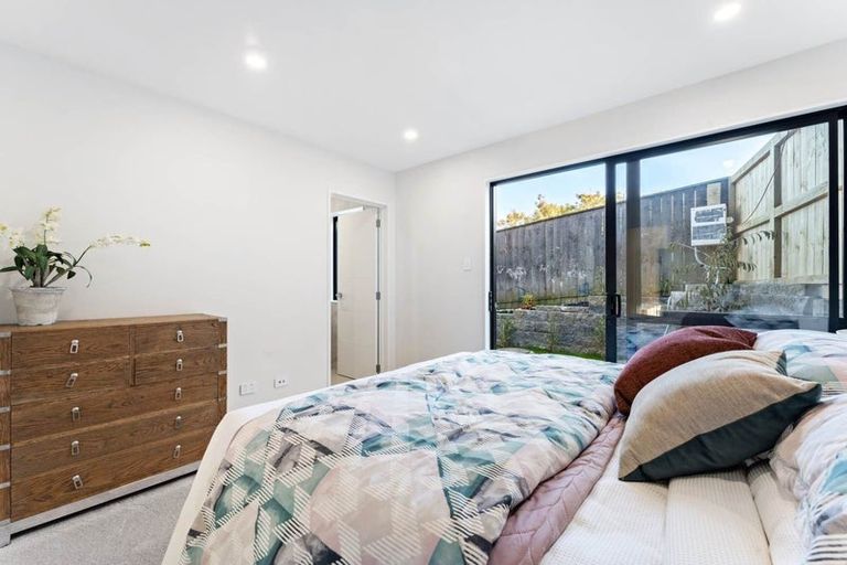 Photo of property in 11a Bowman Road, Forrest Hill, Auckland, 0620