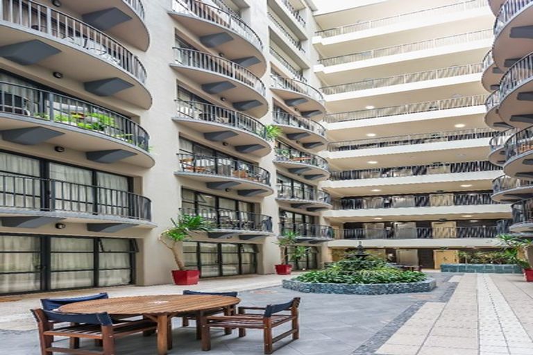 Photo of property in Atrium Apartments, 3e/154 The Terrace, Wellington Central, Wellington, 6011