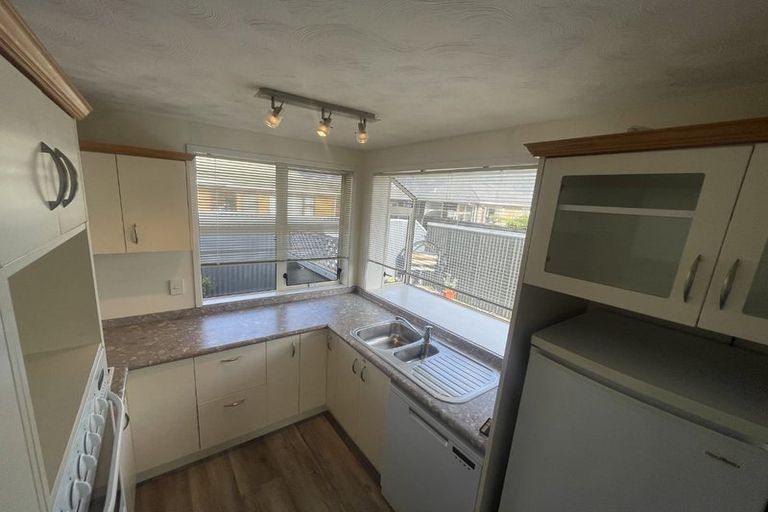 Photo of property in 2/36 Montgomery Street, Stokes Valley, Lower Hutt, 5019