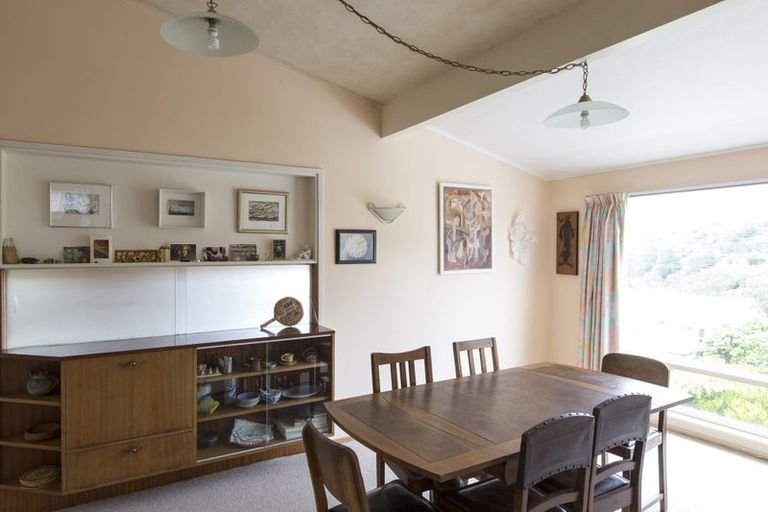 Photo of property in 209 Houghton Bay Road, Houghton Bay, Wellington, 6023