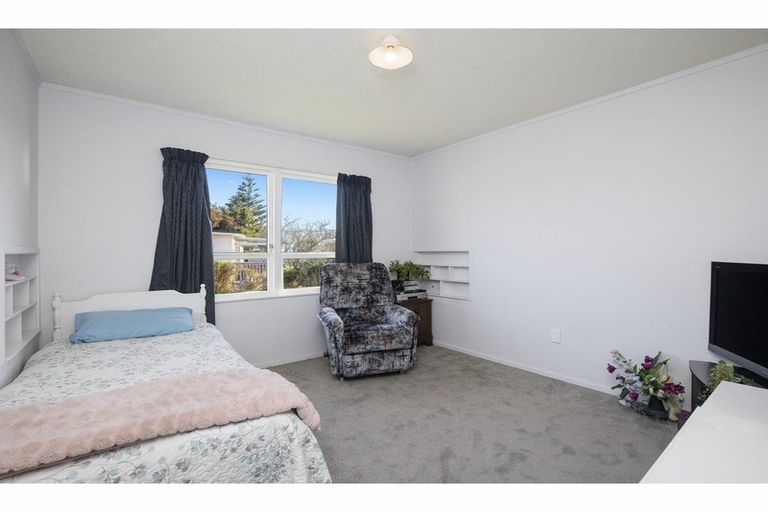 Photo of property in 57 Victoria Avenue, Waiuku, 2123