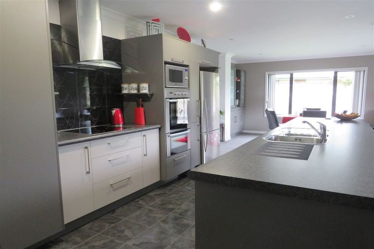 Photo of property in 8 Ngaio Street, Levin, 5510