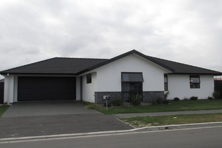 Photo of property in 20 Packard Crescent, Halswell, Christchurch, 8025