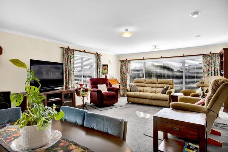 Photo of property in 7 Murray Avenue, Hawera, 4610