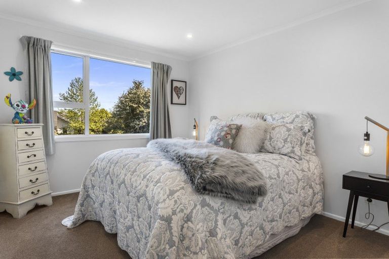 Photo of property in 6 Fairview Briars, Rangiora, 7400