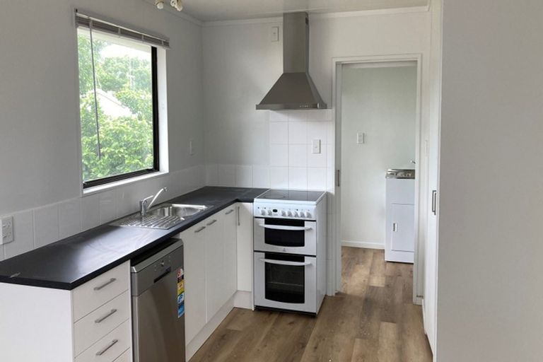 Photo of property in 33 Crawshaw Drive, Nawton, Hamilton, 3200