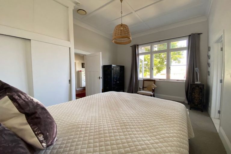 Photo of property in 43 Roseberry Avenue, Birkenhead, Auckland, 0626